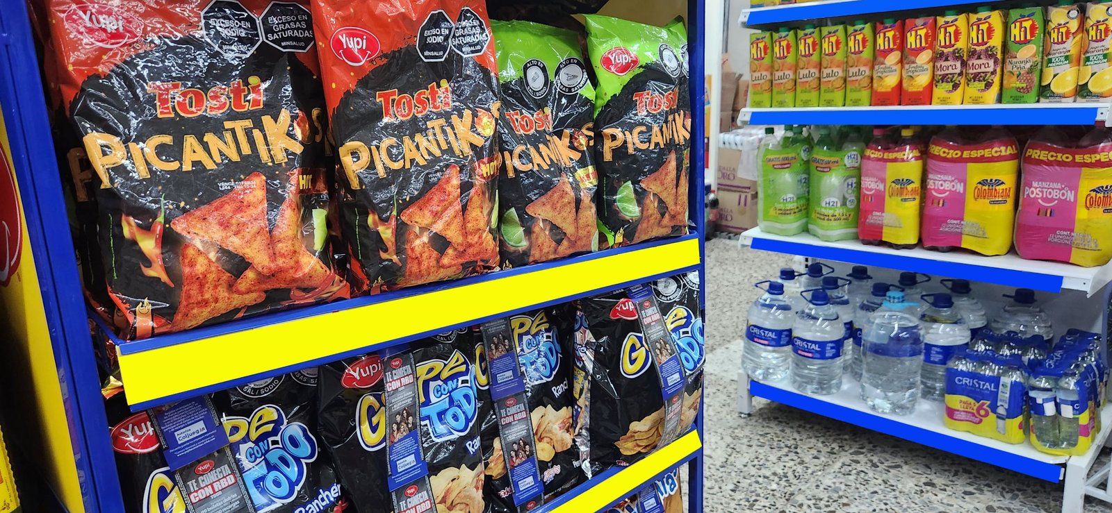 El objetivo es alertar a la comunidad sobre los efectos de la 'comida chatarra'.