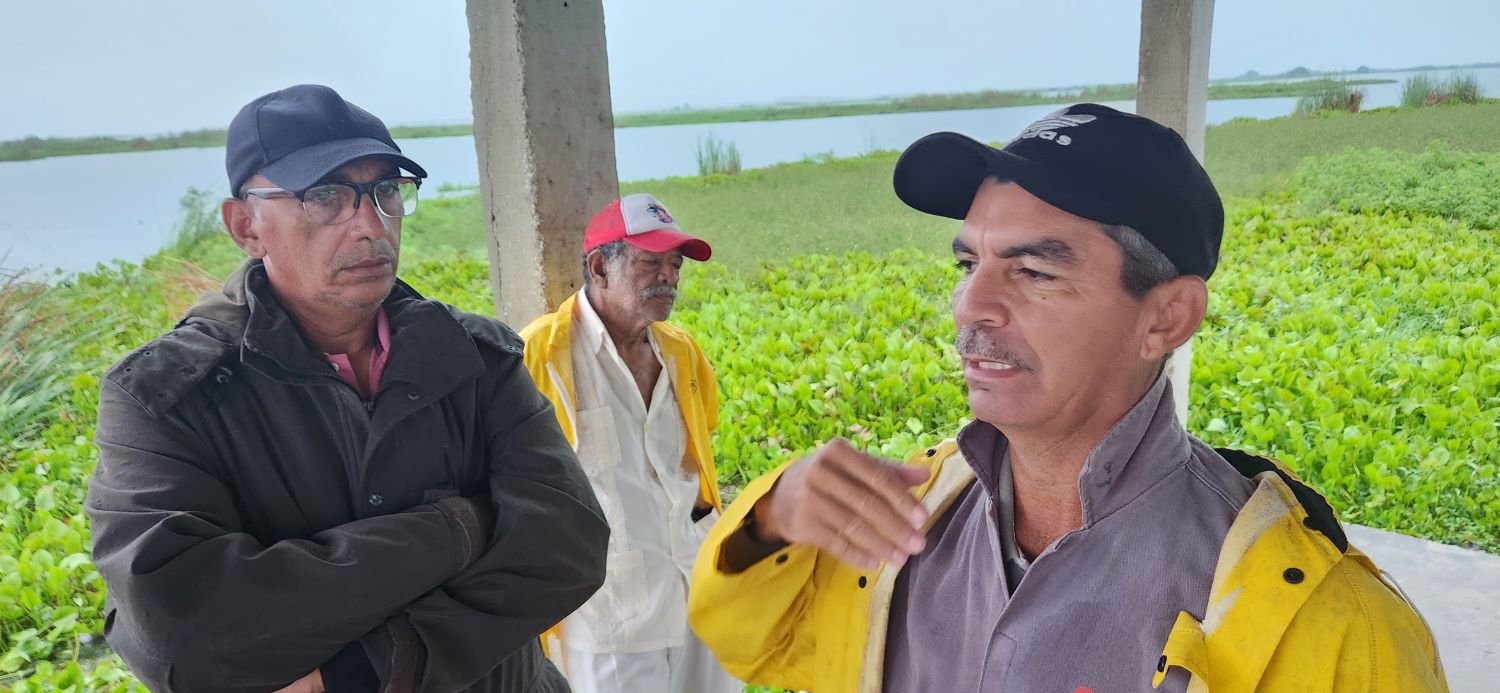 Los campesinos John Cantillo, Agustín Caicedo y Blas Acuña reclaman más atención del Gobierno Nacional.