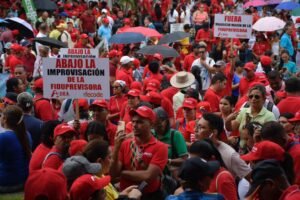 Masiva protesta en Barranquilla contra el Fomag y la Fiduprevisora.