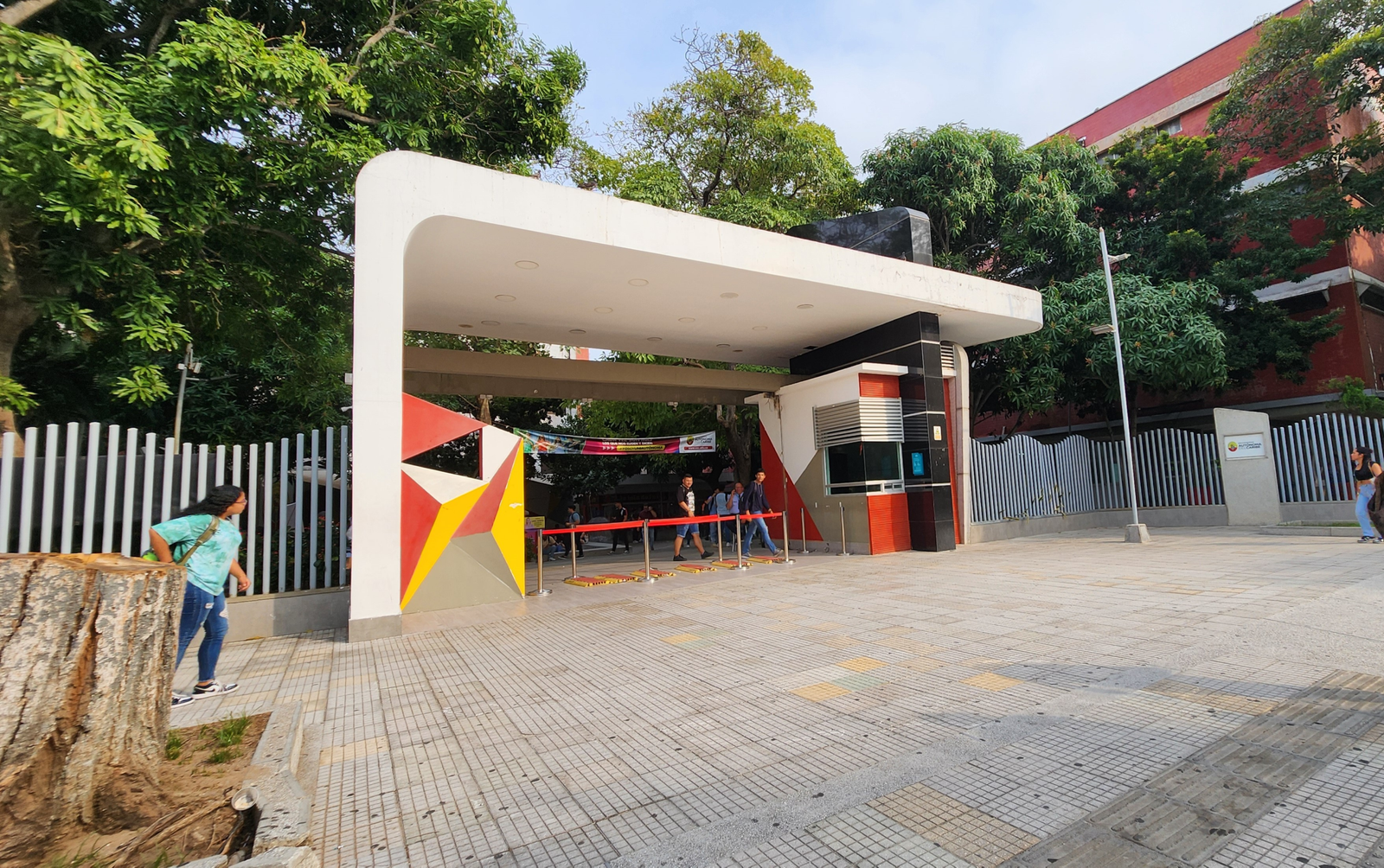 Sede de la Universidad Autónoma el Caribe.
