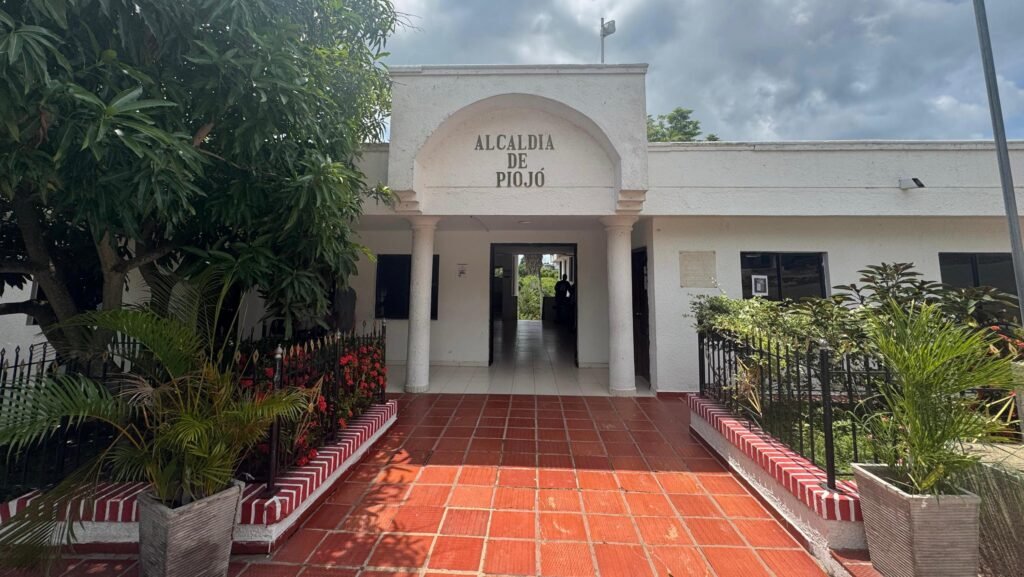 En la Alcaldía de Piojó funcionará la oficina del catastro al servicio del AMB.