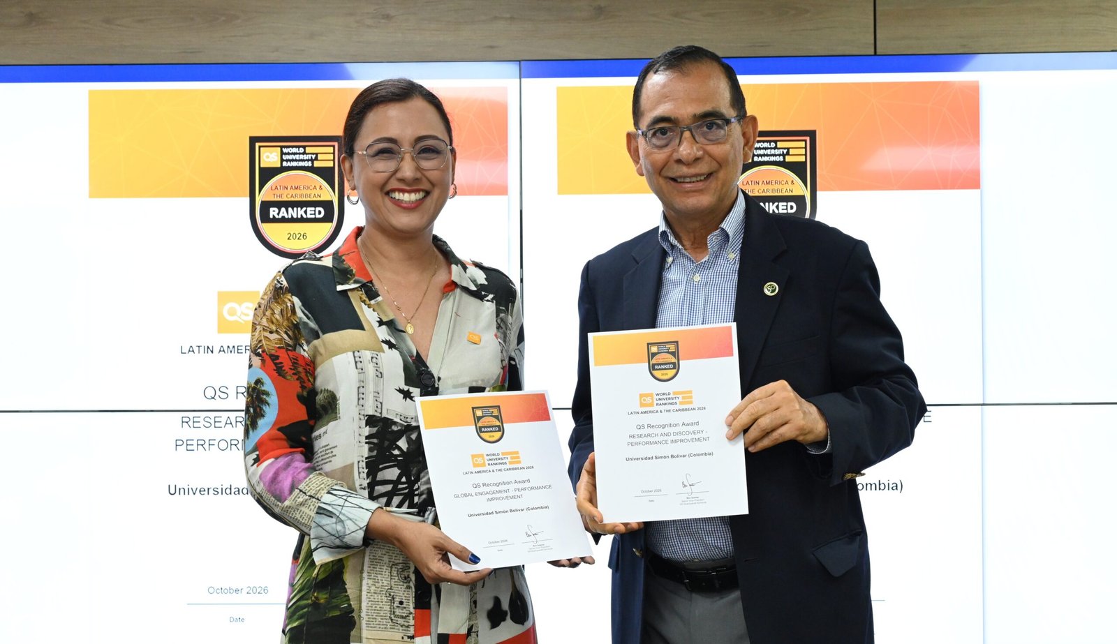 El rector Consuegra recibe los premios del Ranking QS.