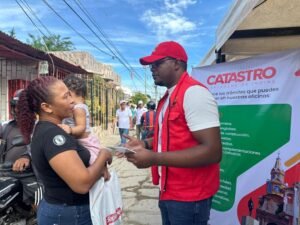 Atención directa del AMB en las comunidades.