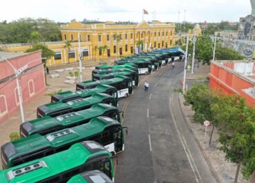 Barranquilla comienza a modernizar la flota de buses del Transporte Colectivo: alcalde Char